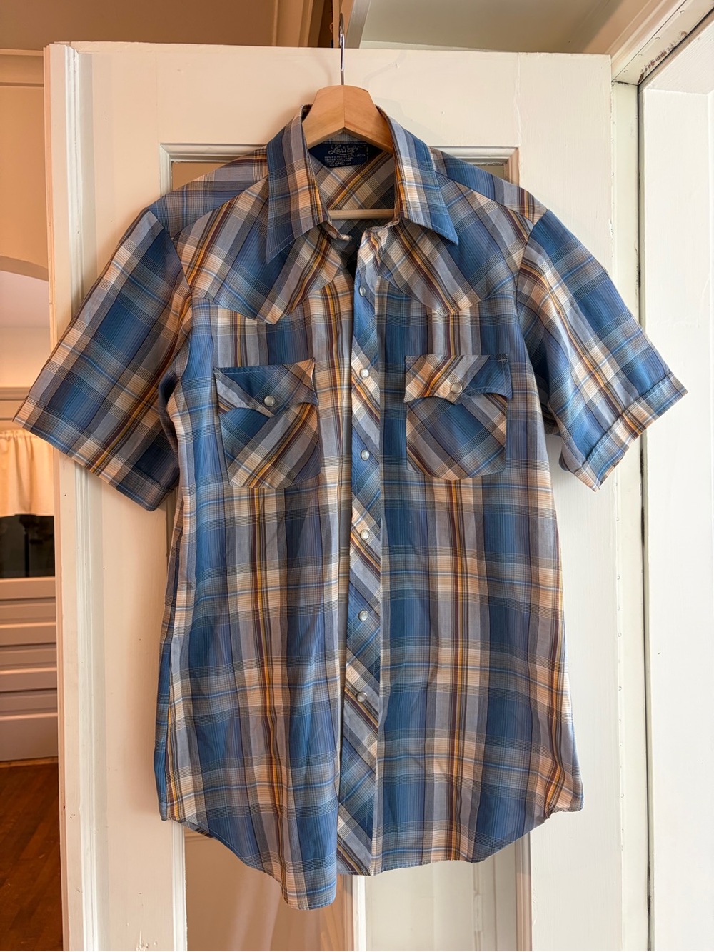 Vintage Men's Short-Sleeve Plaid Button-Down Shirt